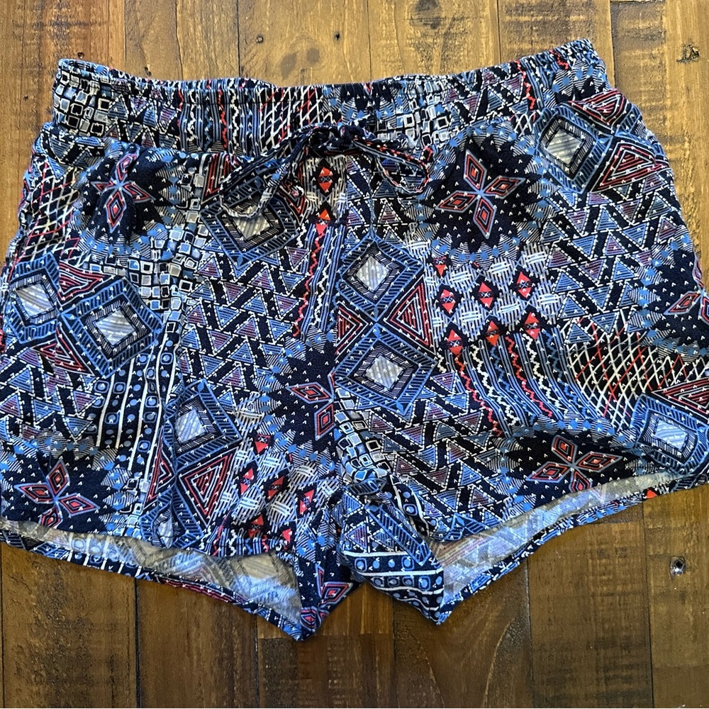 Cato High Waist Geometric Patterned Shorts - Black, Blue, Red